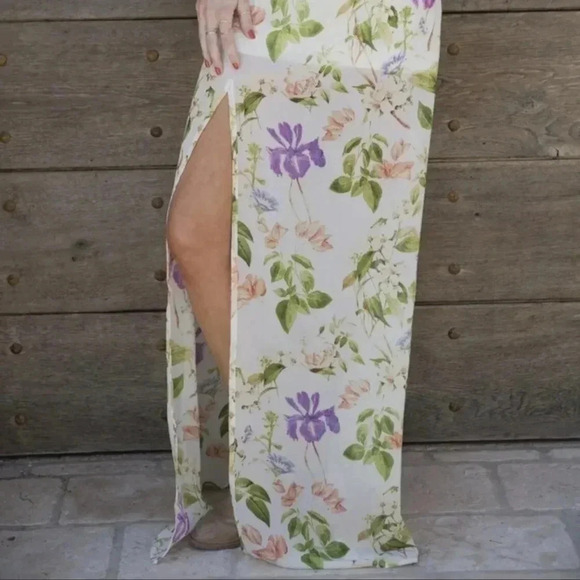 Show me your Mumu Floral Maxi Skirt - Picture 2 of 7